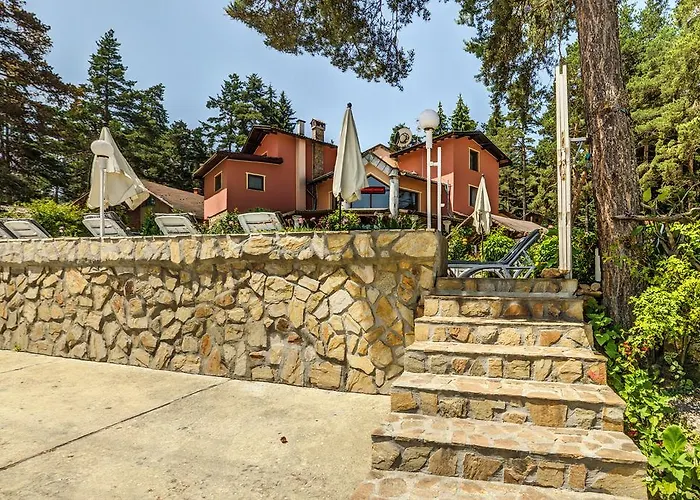 فندق Kalvachevi *