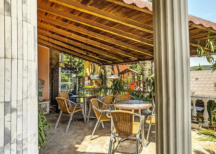 Kalvachevi فندق *